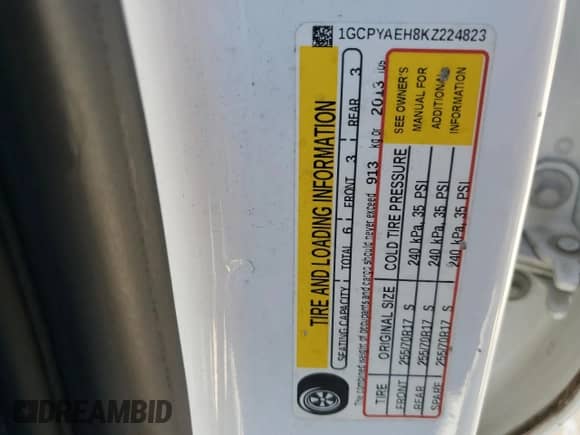 2019 Chevrolet Silverado 1500 Work Truck z VIN 1GCPYAEH8KZ224823, wystawiony jako Copart lot #71029295 z przebiegiem 96 754 mil mil oraz Czysty tytuł • Clean title. Historia ofert i sprzedaży dostępna na DreamBid. Obrazek 12.