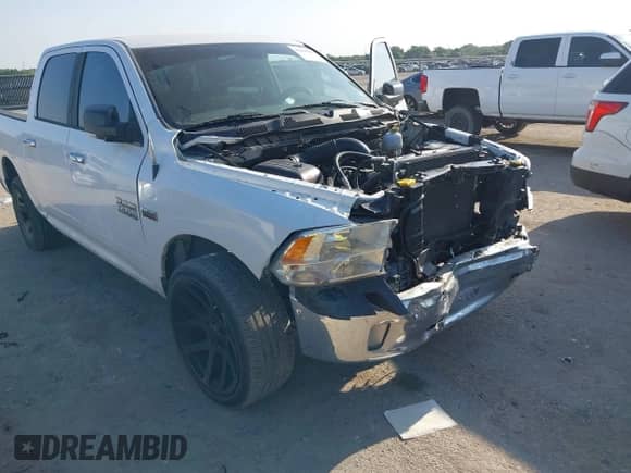 2014 Ram 1500 Lone Star с VIN 1C6RR6LT3ES345399, выставлен на аукционе IAAI как лот 43000813 с пробегом 252 427 миль миль и . История ставок и продаж доступна на DreamBid. Изображение 6.
