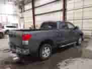 2008 Toyota Tundra z VIN 5TFRT54198X023567, wystawiony jako IAAI lot #43289726 z przebiegiem 185 308 mil mil oraz . Historia ofert i sprzedaży dostępna na DreamBid. Obrazek 4.