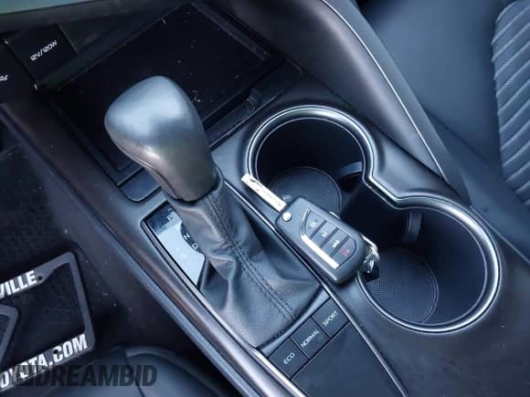 2023 Toyota Camry SE с VIN 4T1G11AK5PU102412, выставлен на аукционе IAAI как лот 42397948 с пробегом 61 990 миль миль и . История ставок и продаж доступна на DreamBid. Изображение 11.