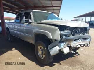2004 Chevrolet Silverado 2500HD Work Truck с VIN 1GCHC23UX4F196830, выставлен на аукционе IAAI как лот 43325979 с пробегом 265 415 миль миль и . История ставок и продаж доступна на DreamBid. Изображение 1.