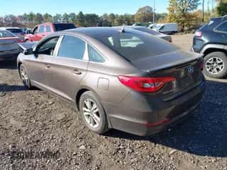 2016 Hyundai Sonata SE with VIN 5NPE24AF6GH306286, listed as a IAAI auction lot 43495510 with 148,570 mi miles and . Bid and sale history available at DreamBid. Image 3.