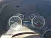 2016 Toyota Tundra SR5 z VIN 5TFUW5F19GX520177, wystawiony jako Copart lot #84470525 z przebiegiem 131 081 mil mil oraz Szkoda całkowita • Salvage title. Historia ofert i sprzedaży dostępna na DreamBid. Obrazek 9.