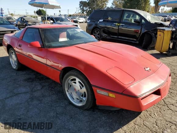 1988 Chevrolet Corvette with VIN 1G1YY218XJ5111003, listed as a Copart auction lot 81589874 with 156,389 mi miles and Salvage title. Bid and sale history available at DreamBid. Image 4.