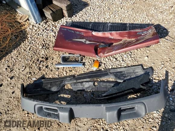 1998 Chevrolet S-10 LS с VIN 1GCCS1446WK223716, выставлен на аукционе Copart как лот 55871755 с пробегом 199 533 миль миль и Списание • Salvage title. История ставок и продаж доступна на DreamBid. Изображение 12.