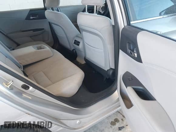 2014 Honda Accord EX с VIN 1HGCR2F70EA040150, выставлен на аукционе IAAI как лот 43450370 с пробегом 132 805 миль миль и . История ставок и продаж доступна на DreamBid. Изображение 8.