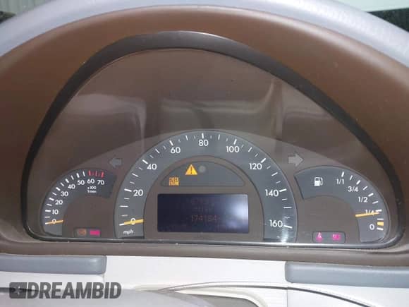 2004 Mercedes-Benz C 320 with VIN WDBRF64J34F526278, listed as a IAAI auction lot 43496101 with 174,184 mi miles and . Bid and sale history available at DreamBid. Image 7.