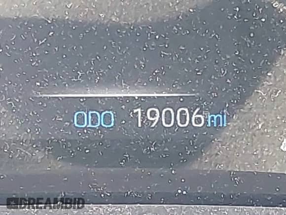 2024 Toyota Sienna XLE with VIN 5TDYSKFC2RS125232, listed as a IAAI auction lot 42783101 with 19,006 mi miles and . Bid and sale history available at DreamBid. Image 7.