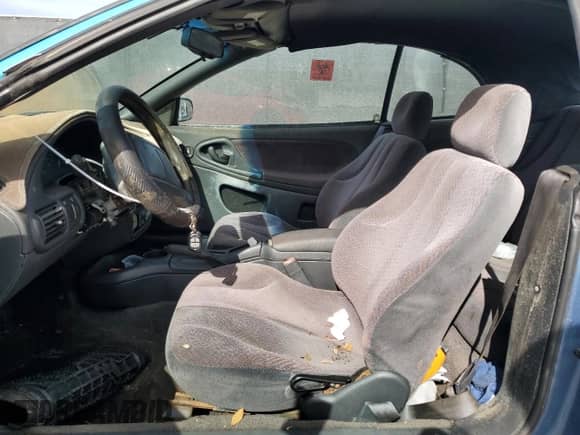 1999 Chevrolet Cavalier Z24 с VIN 4G1JF32TXXB900180, выставлен на аукционе Copart как лот 89165605 с пробегом 144 744 миль миль и Списание • Salvage title. История ставок и продаж доступна на DreamBid. Изображение 7.