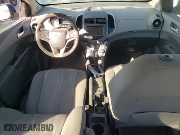 2014 Chevrolet Sonic LT с VIN 1G1JC5SH4E4125698, выставлен на аукционе Copart как лот 89809915 с пробегом 90 374 миль миль и Чистый • Clean title. История ставок и продаж доступна на DreamBid. Изображение 8.