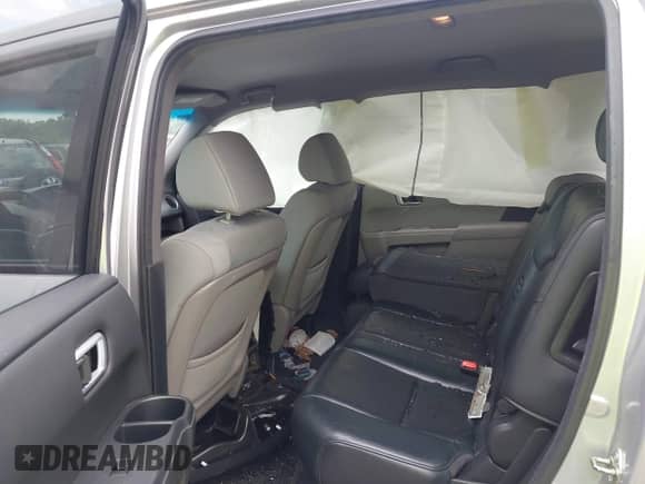 2014 Honda Pilot LX with VIN 5FNYF4H20EB026296, listed as a IAAI auction lot 42685017 with 170,249 mi miles and . Bid and sale history available at DreamBid. Image 8.