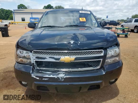 2014 Chevrolet Tahoe LT with VIN 1GNSCBE0XER118569, listed as a Copart auction lot 64116525 with 162,561 mi miles and Salvage title. Bid and sale history available at DreamBid. Image 5.