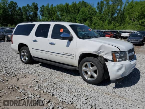 2014 Chevrolet Suburban LTZ с VIN 1GNSKKE78ER134057, выставлен на аукционе Copart как лот 56043445 с пробегом 126 762 миль миль и Списание • Salvage title. История ставок и продаж доступна на DreamBid. Изображение 4.