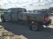 2000 Chevrolet Silverado 2500 LS with VIN 1GCGC29U6YE277564, listed as a Copart auction lot 74107824 with 310,686 mi miles and Salvage title. Bid and sale history available at DreamBid. Image 2.