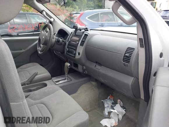 2015 Nissan Frontier S with VIN 1N6BD0CT8FN753772, listed as a IAAI auction lot 43126532 with 111,470 mi miles and . Bid and sale history available at DreamBid. Image 5.