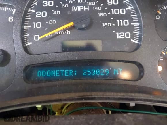2004 Chevrolet Silverado 1500 LS with VIN 1GCEC19V24Z134799, listed as a IAAI auction lot 41311598 with 253,029 mi miles and . Bid and sale history available at DreamBid. Image 7.
