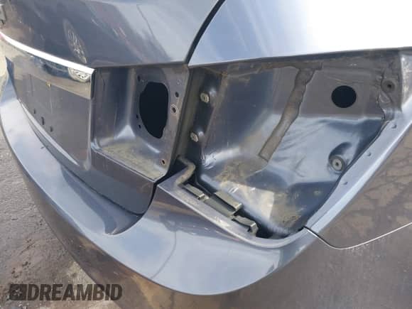 2013 Chevrolet Cruze ECO with VIN 1G1PJ5SB0D7286672, listed as a IAAI auction lot 42014695 with 193,012 mi miles and . Bid and sale history available at DreamBid. Image 13.