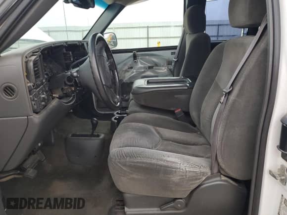 2004 Chevrolet Silverado 1500 LT с VIN 1GCEK19T14E357067, выставлен на аукционе Copart как лот 81524765 с пробегом 232 809 миль миль и Списание • Salvage title. История ставок и продаж доступна на DreamBid. Изображение 7.