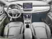 2024 Jeep Compass Latitude Lux с VIN 3C4NJDFN7RT578934, выставлен на аукционе Copart как лот 62761585 с пробегом 9 935 миль миль и Чистый • Clean title. История ставок и продаж доступна на DreamBid. Изображение 8.