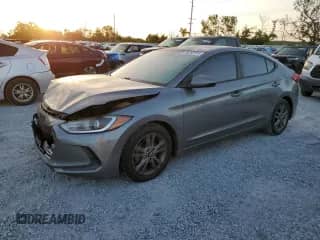 2018 Hyundai Elantra SEL z VIN 5NPD84LF3JH315820, wystawiony jako Copart lot #85202275 z przebiegiem 126 434 mil mil oraz Szkoda całkowita • Salvage title. Historia ofert i sprzedaży dostępna na DreamBid. Obrazek 1.