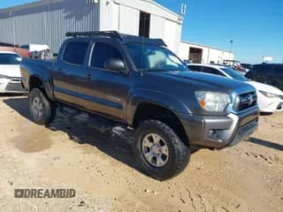 2014 Toyota Tacoma z VIN 5TFLU4EN5EX109842, wystawiony jako IAAI lot #40860155 z przebiegiem 77 561 mil mil oraz . Historia ofert i sprzedaży dostępna na DreamBid. Obrazek 1.