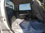 2019 Toyota Tundra SR5 z VIN 5TFDW5F1XKX856218, wystawiony jako Copart lot #86442695 z przebiegiem 65 348 mil mil oraz Czysty tytuł • Clean title. Historia ofert i sprzedaży dostępna na DreamBid. Obrazek 10.