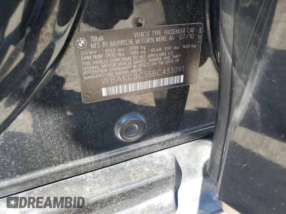 2011 BMW 7 Series 750Li xDrive with VIN WBAKC8C55BC433091, listed as a Copart auction lot 81485335 with 138,779 mi miles and Salvage title. Bid and sale history available at DreamBid. Image 12.