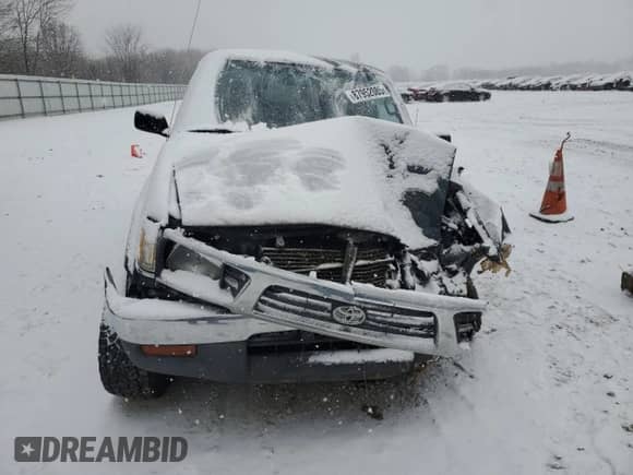 1997 Toyota Tacoma z VIN 4TAWM72N2VZ315302, wystawiony jako Copart lot #87952085 z przebiegiem 190 437 mil mil oraz Szkoda całkowita • Salvage title. Historia ofert i sprzedaży dostępna na DreamBid. Obrazek 5.