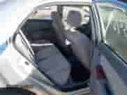 2004 Toyota Corolla CE z VIN JTDBR32E842041690, wystawiony jako IAAI lot #43546114 z przebiegiem 296 949 mil mil oraz . Historia ofert i sprzedaży dostępna na DreamBid. Obrazek 8.