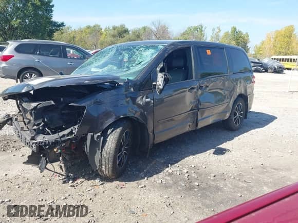 2014 Dodge Grand Caravan SXT with VIN 2C4RDGCG8ER471971, listed as a IAAI auction lot 43349621 with 195,765 mi miles and . Bid and sale history available at DreamBid. Image 16.
