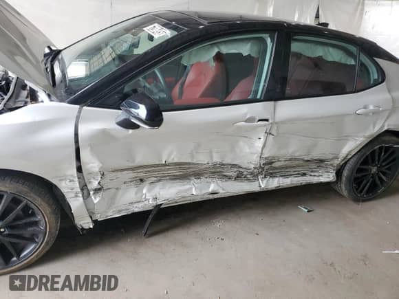 2022 Toyota Camry XSE with VIN 4T1K61BK5NU070245, listed as a Copart auction lot 67200495 with 29,157 mi miles and Clean title. Bid and sale history available at DreamBid. Image 7.