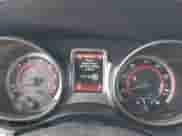 2019 Dodge Journey Crossroad z VIN 3C4PDDGG4KT751993, wystawiony jako IAAI lot #41243370 z przebiegiem 198 592 mil mil oraz . Historia ofert i sprzedaży dostępna na DreamBid. Obrazek 7.