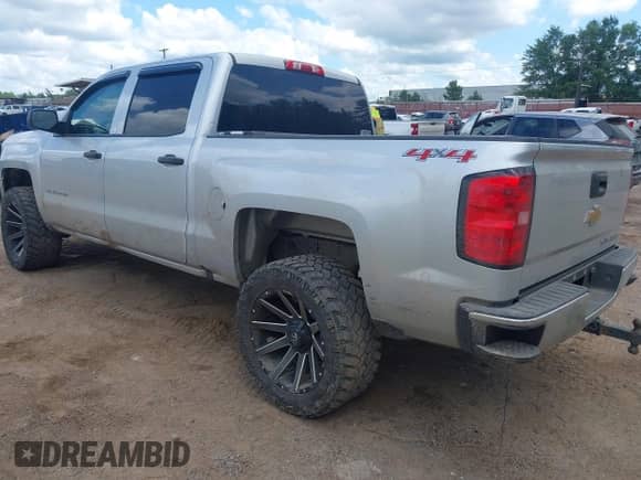 2017 Chevrolet Silverado 1500 Work Truck with VIN 3GCUKNEC2HG363693, listed as a IAAI auction lot 42574036 with 171,704 mi miles and . Bid and sale history available at DreamBid. Image 3.