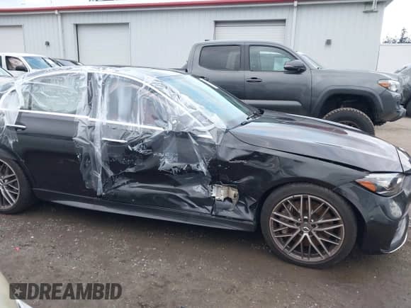 2023 Mercedes-Benz C 43 AMG с VIN W1KAF8HBXPR081852, выставлен на аукционе IAAI как лот 41036005 с пробегом 18 616 миль миль и . История ставок и продаж доступна на DreamBid. Изображение 6.