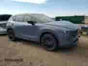 2023 Mazda CX-5 S Preferred z VIN JM3KFBCMXP0201763, wystawiony jako Copart lot #65714925 z przebiegiem 19 112 mil mil oraz Szkoda całkowita • Salvage title. Historia ofert i sprzedaży dostępna na DreamBid. Obrazek 4.