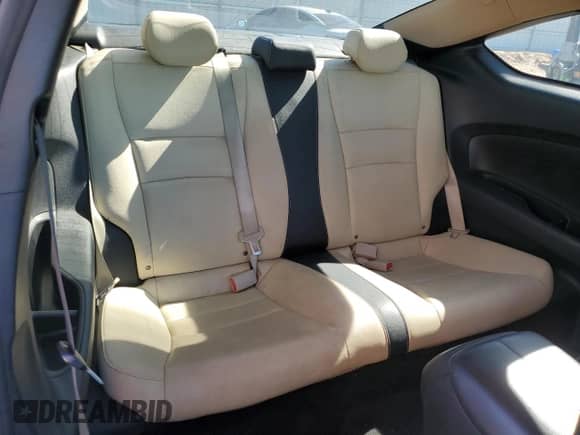 2015 Honda Accord EX-L z VIN 1HGCT2B84FA001417, wystawiony jako Copart lot #89668165 z przebiegiem 216 985 mil mil oraz Szkoda całkowita • Salvage title. Historia ofert i sprzedaży dostępna na DreamBid. Obrazek 10.