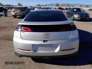 2015 Chevrolet Volt z VIN 1G1RA6E4XFU120756, wystawiony jako Copart lot #67864013 z przebiegiem 83 554 mil mil oraz . Historia ofert i sprzedaży dostępna na DreamBid. Obrazek 6.