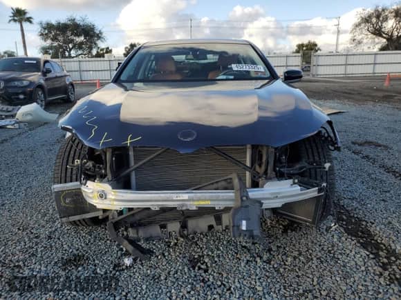 2018 BMW 7 Series ALPINA B7 xDrive with VIN WBA7F2C54JB238596, listed as a Copart auction lot 45273325 with 44,908 mi miles and Salvage title. Bid and sale history available at DreamBid. Image 5.