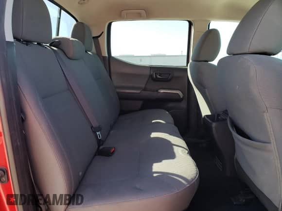 2020 Toyota Tacoma SR5 с VIN 3TMBZ5DN5LM026225, выставлен на аукционе Copart как лот 48019185 с пробегом 82 991 миль миль и Списание • Salvage title. История ставок и продаж доступна на DreamBid. Изображение 10.