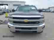 2015 Chevrolet Silverado 2500HD LTZ с VIN 1GC1KWEG6FF524489, выставлен на аукционе IAAI как лот 42110306 с пробегом 168 174 миль миль и . История ставок и продаж доступна на DreamBid. Изображение 12.