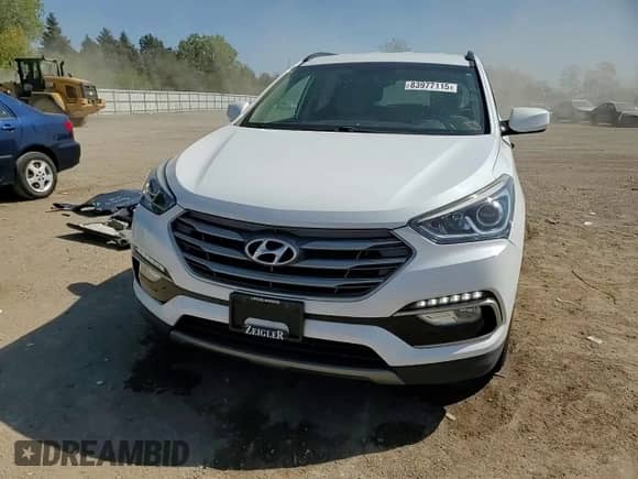2017 Hyundai Santa Fe 2.4L с VIN 5NMZUDLB3HH017936, выставлен на аукционе Copart как лот 83977115 с пробегом 24 386 миль миль и Списание • Salvage title. История ставок и продаж доступна на DreamBid. Изображение 13.