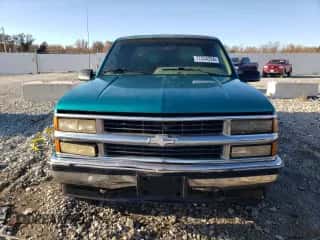 1995 Chevrolet Silverado 2500 с VIN 1GCFK29K7SE129038, выставлен на аукционе Copart как лот 77554234 с пробегом 194 071 миль миль и Списание • Salvage title. История ставок и продаж доступна на DreamBid. Изображение 5.