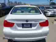2010 BMW 3 Series 328i с VIN WBAPH5C5XAA439453, выставлен на аукционе IAAI как лот 42636515 с пробегом 98 702 миль миль и . История ставок и продаж доступна на DreamBid. Изображение 16.