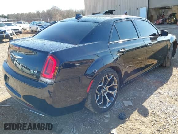 2015 Chrysler 300 S с VIN 2C3CCABG0FH853608, выставлен на аукционе IAAI как лот 41523060 с пробегом 91 153 миль миль и . История ставок и продаж доступна на DreamBid. Изображение 4.
