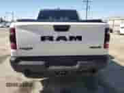 2023 Ram 1500 TRX z VIN 1C6SRFU94PN509541, wystawiony jako Copart lot #81091595 z przebiegiem 25 593 mil mil oraz Szkoda całkowita • Salvage title. Historia ofert i sprzedaży dostępna na DreamBid. Obrazek 6.