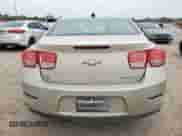 2015 Chevrolet Malibu LS z VIN 1G11B5SL5FF202866, wystawiony jako Copart lot #57571345 z przebiegiem 165 929 mil mil oraz Szkoda całkowita • Salvage title. Historia ofert i sprzedaży dostępna na DreamBid. Obrazek 6.