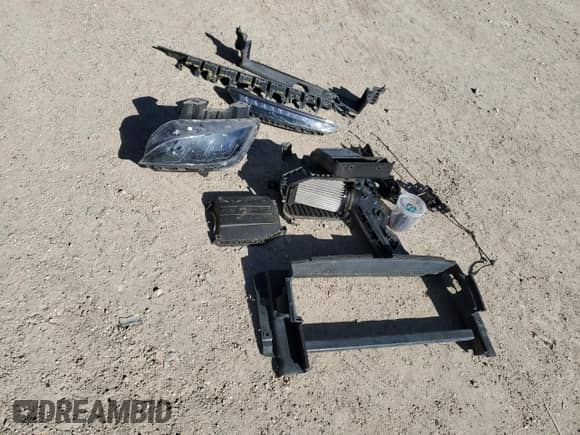 2023 Hyundai Kona с VIN KM8KH3AC2PU009759, выставлен на аукционе Copart как лот 42438665 с пробегом 31 568 миль миль и Списание • Salvage title. История ставок и продаж доступна на DreamBid. Изображение 12.