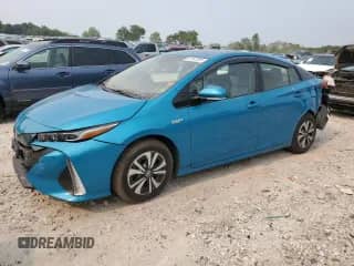 2018 Toyota Prius Plus z VIN JTDKARFP2J3075443, wystawiony jako Copart lot #67347005 z przebiegiem 83 570 mil mil oraz Szkoda całkowita • Salvage title. Historia ofert i sprzedaży dostępna na DreamBid. Obrazek 1.
