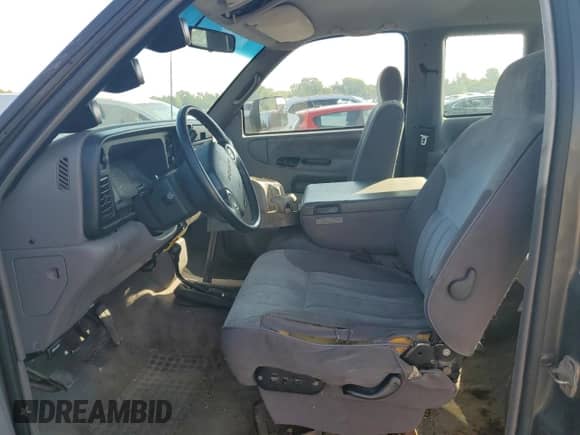 1996 Dodge 2500 with VIN 1B7KF23C1TJ123975, listed as a Copart auction lot 65028055 with 156,028 mi miles and Salvage title. Bid and sale history available at DreamBid. Image 7.