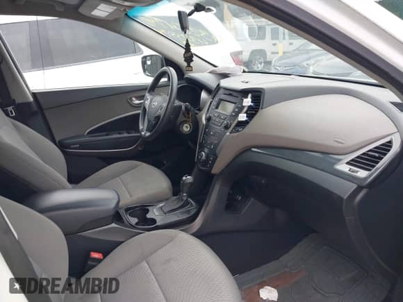2016 Hyundai Santa Fe с VIN 5XYZT3LB5GG335983, выставлен на аукционе IAAI как лот 43254740 с пробегом 143 806 миль миль и . История ставок и продаж доступна на DreamBid. Изображение 5.